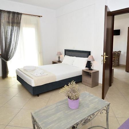 Inanthi Appartement Potos Kamer foto